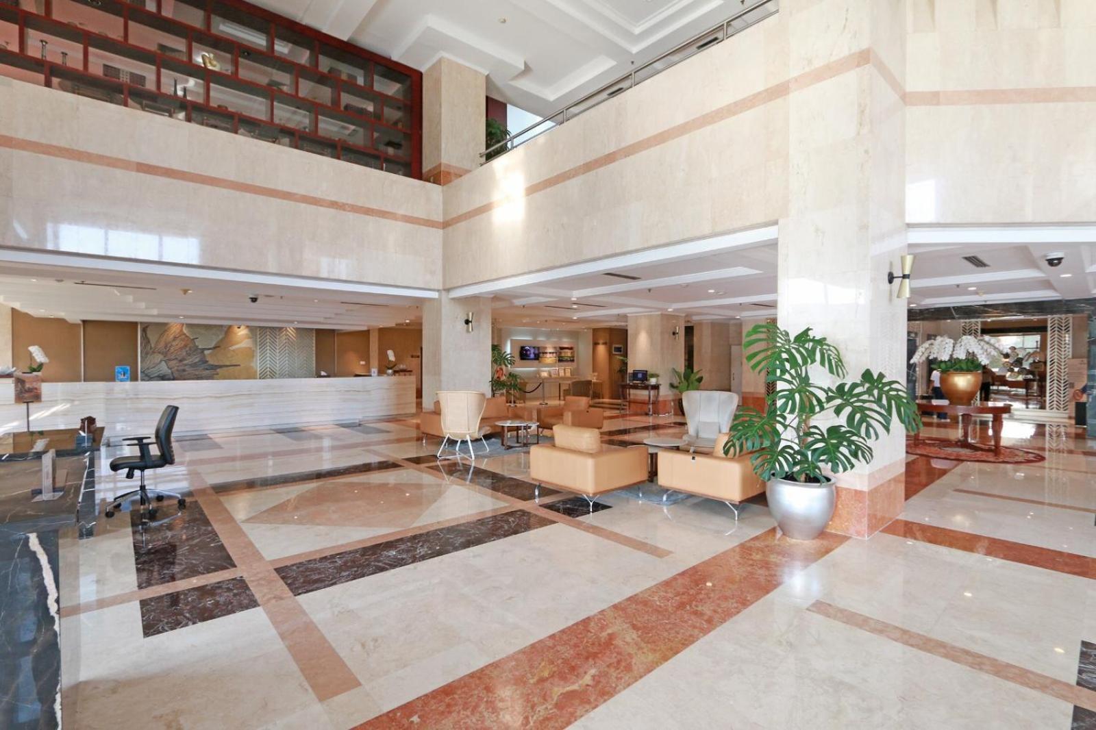 Hotel Bidakara Jakarta Eksteriør billede