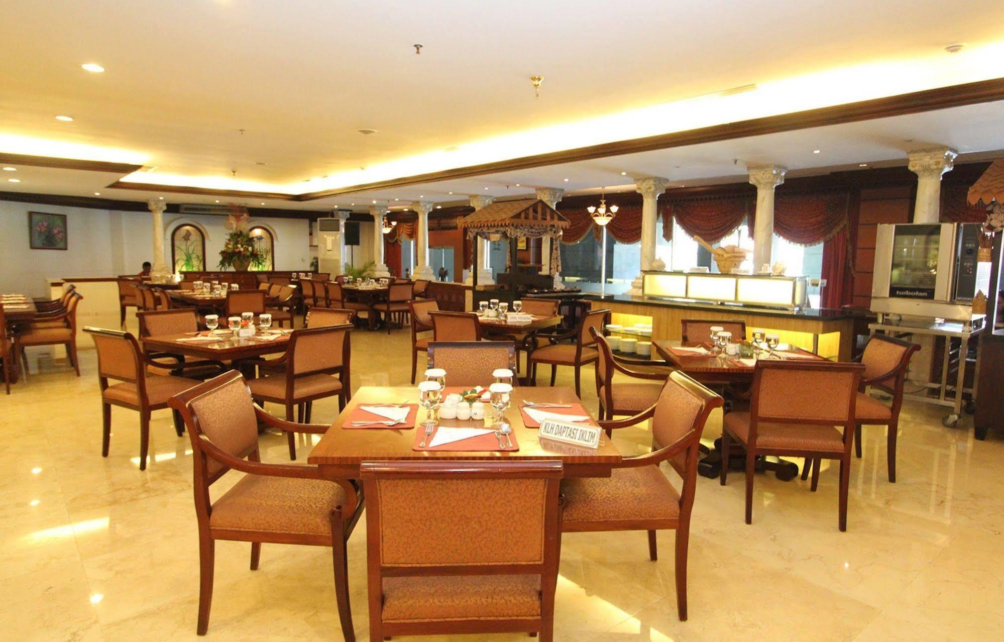 Hotel Bidakara Jakarta Eksteriør billede