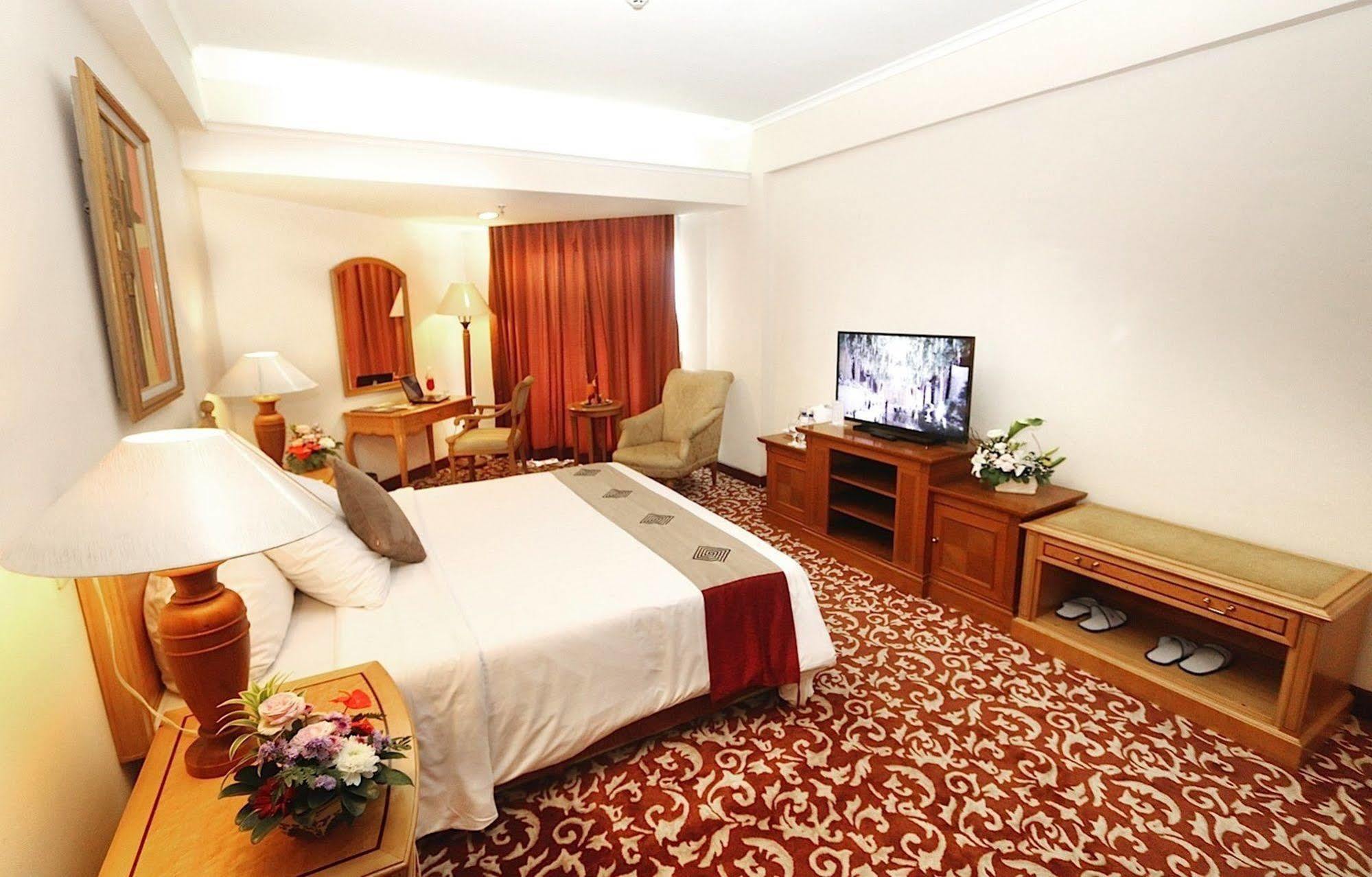 Hotel Bidakara Jakarta Eksteriør billede