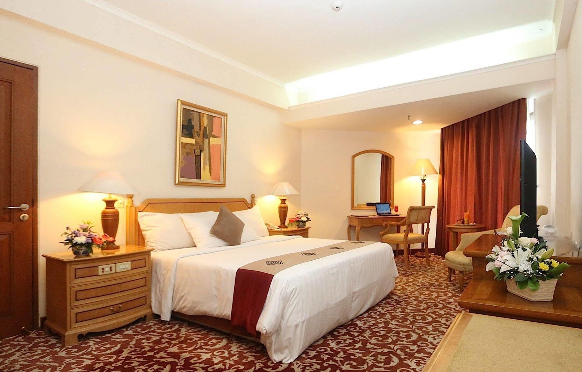 Hotel Bidakara Jakarta Eksteriør billede