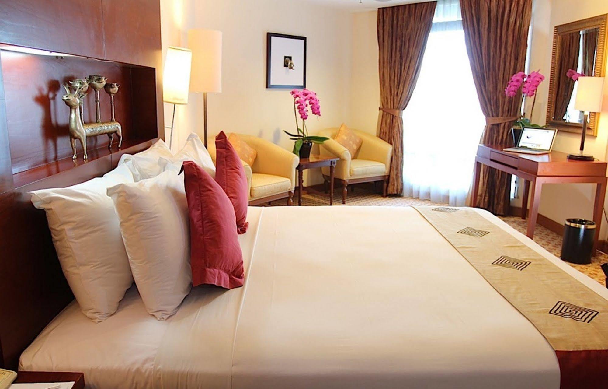 Hotel Bidakara Jakarta Eksteriør billede