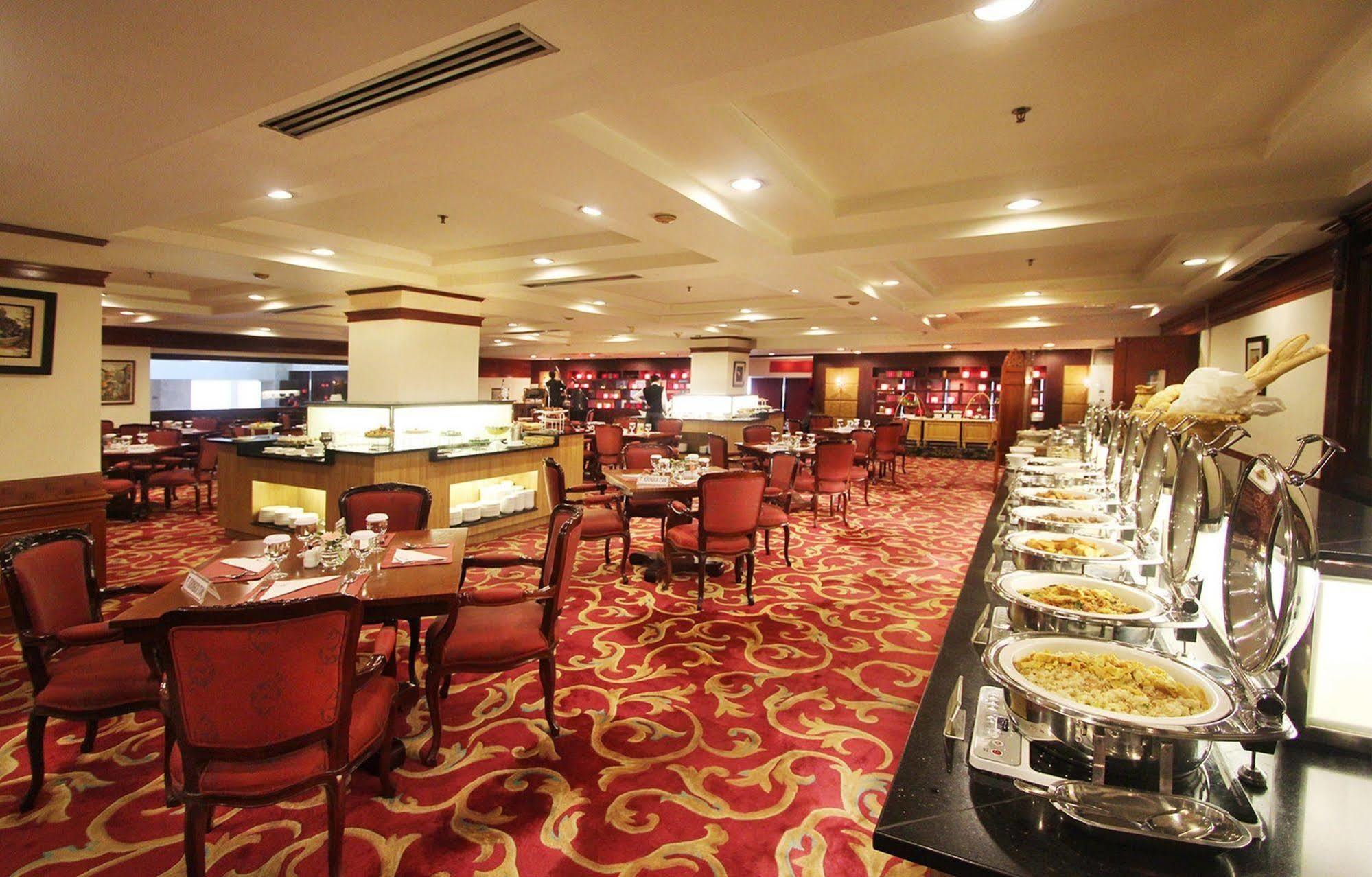 Hotel Bidakara Jakarta Eksteriør billede