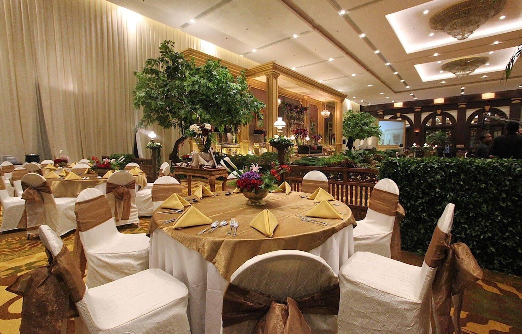 Hotel Bidakara Jakarta Eksteriør billede